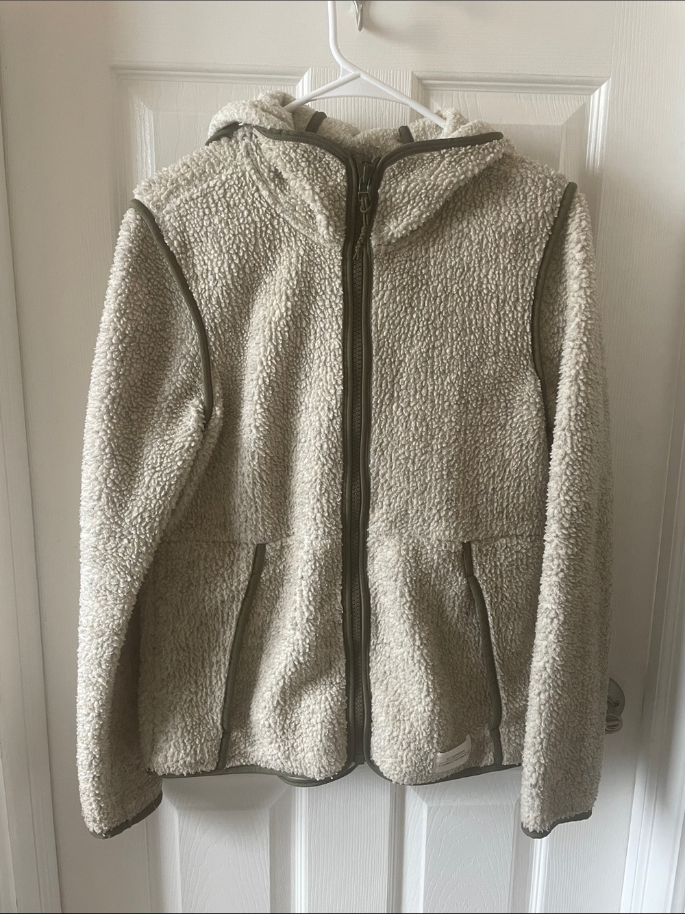 REI COOPERATIVE Jacket Cozy Cream Sherpa Zip-Up Hoodie green cream earthy